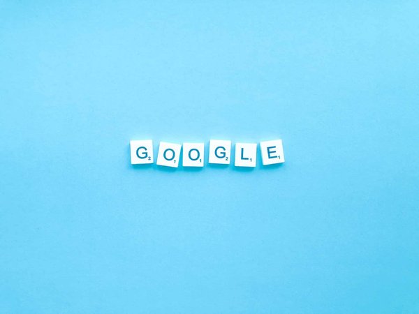 Comment utiliser efficacement les fonctionnalités de recherche avancée sur Google ?